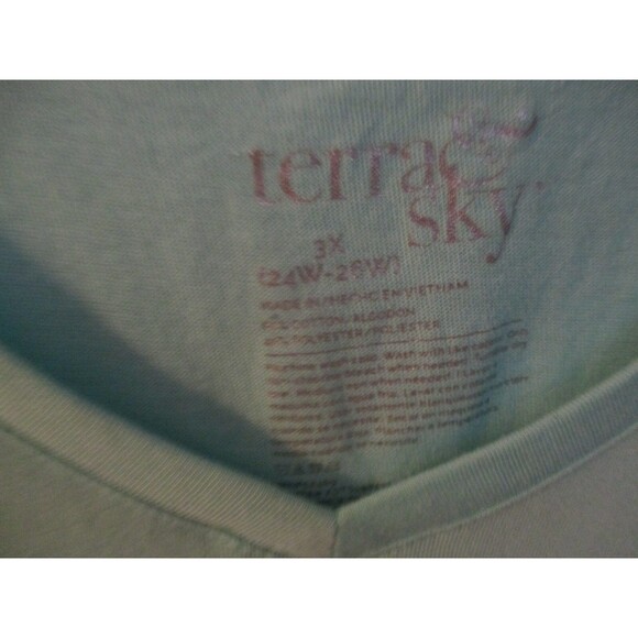 2 V neck T Shirts 3x - Picture 3 of 5